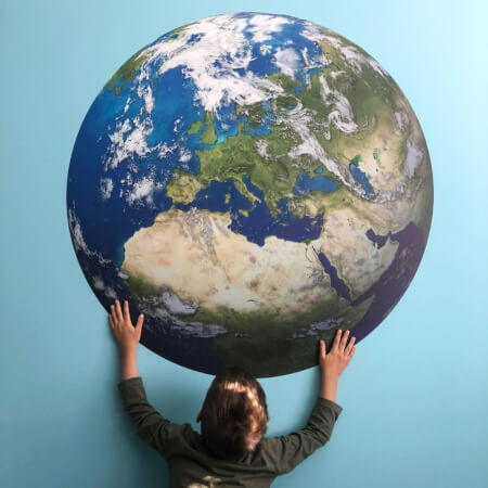 Globe avec vue sur l'Europe - sticker 