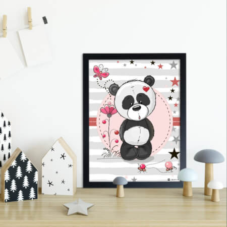 Pictură cu panda în camera pentru copii