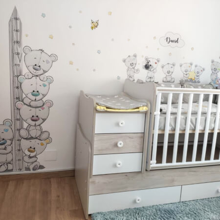 Wall stickers - Teddy bears above the crib with a name