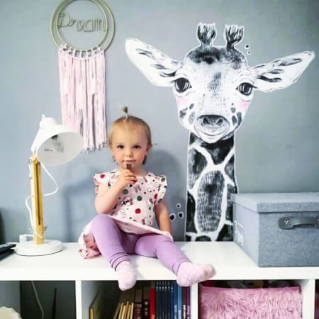 Samolepky na zeď dětské - Velká žirafa v černobílé barvě