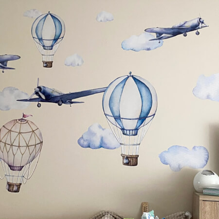 Adhesivos para pared: aviones y globos en acuarela