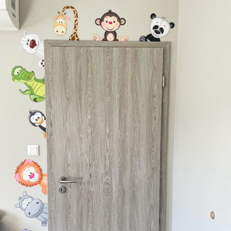 Wall sticker - Zoo animals around the door