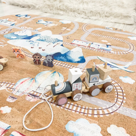 Kinder-Spielteppich aus Kork mit einer Straße, Autos und einem Namen