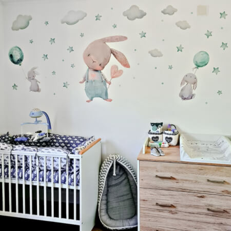 Nalepke za otroško sobo – zajčki, zvezde, oblaki v barvi mentola