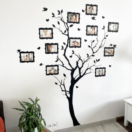 Wandtattoo - Ein Baum mit 9 x 13 cm Fotos